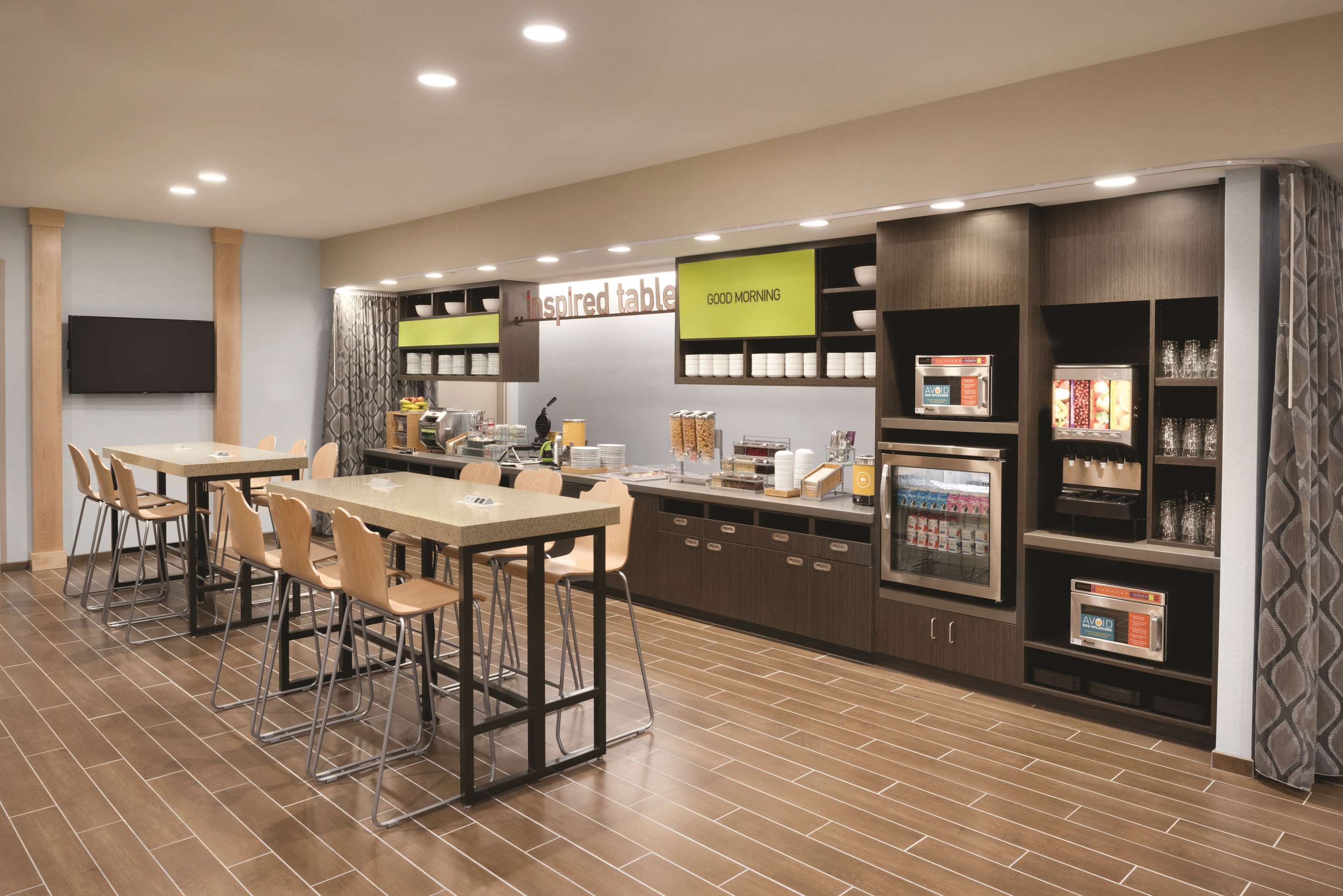 Restaurant | Home2 Suites Iowa City Coralville