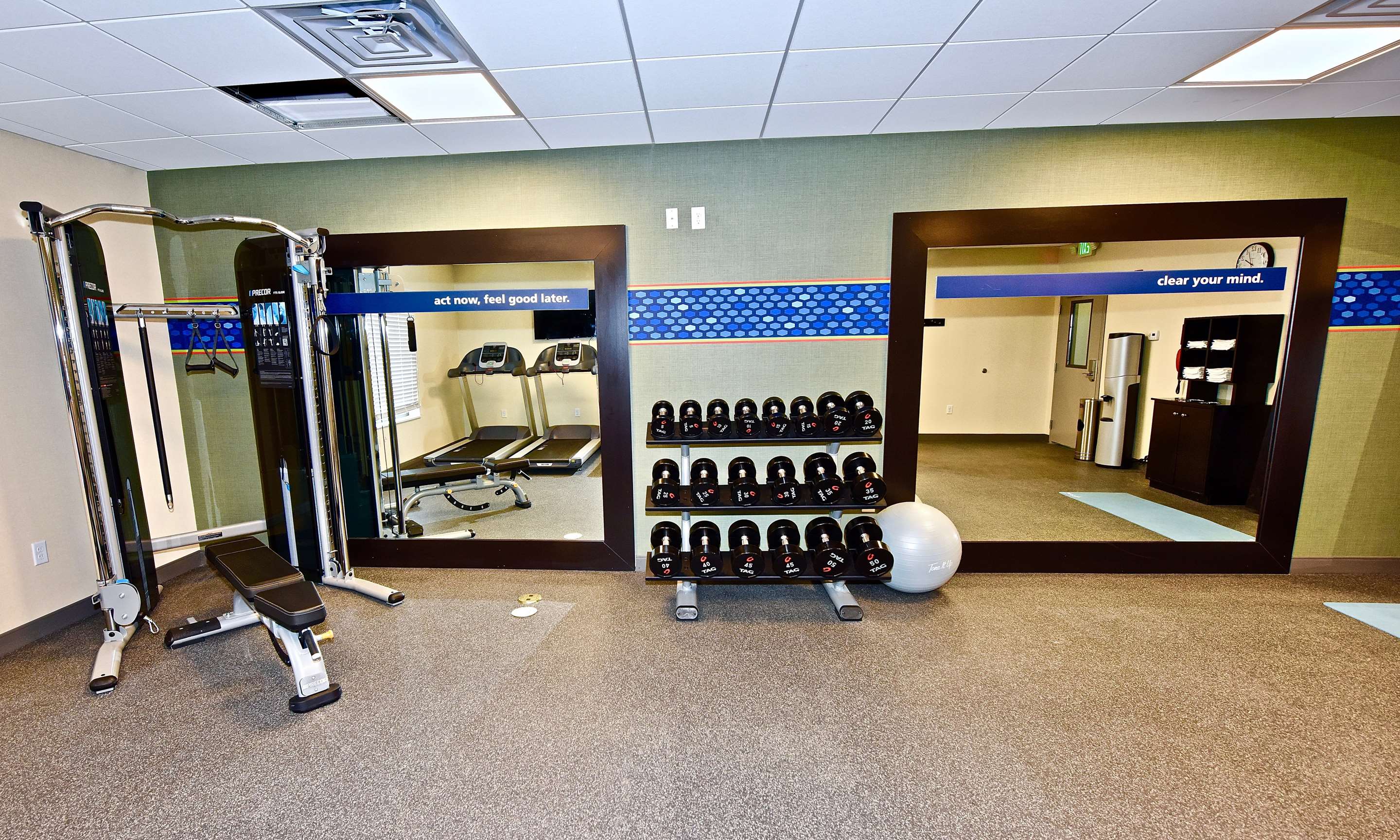 Lobby | Hampton Inn Kirksville