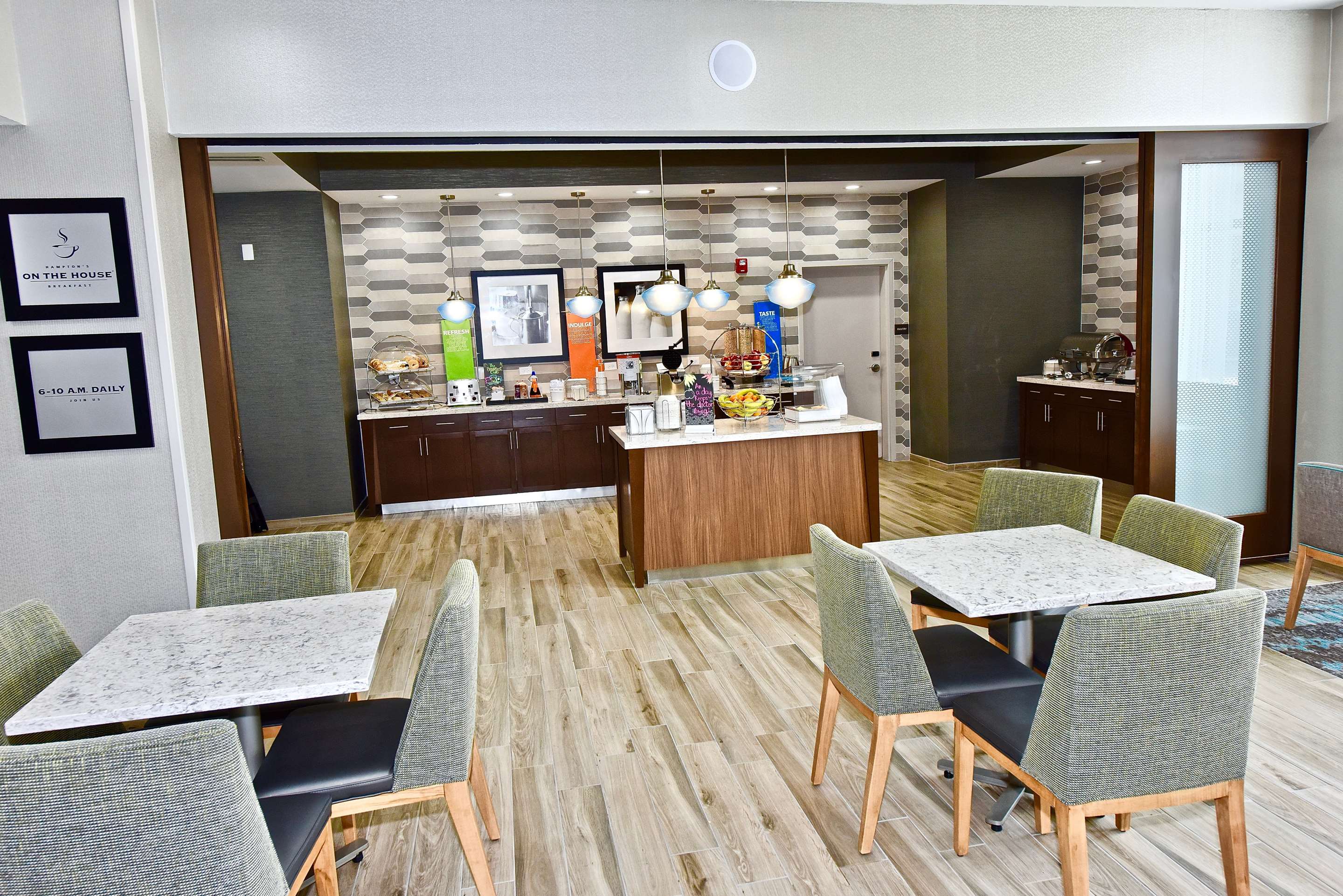 Lobby | Hampton Inn Kirksville