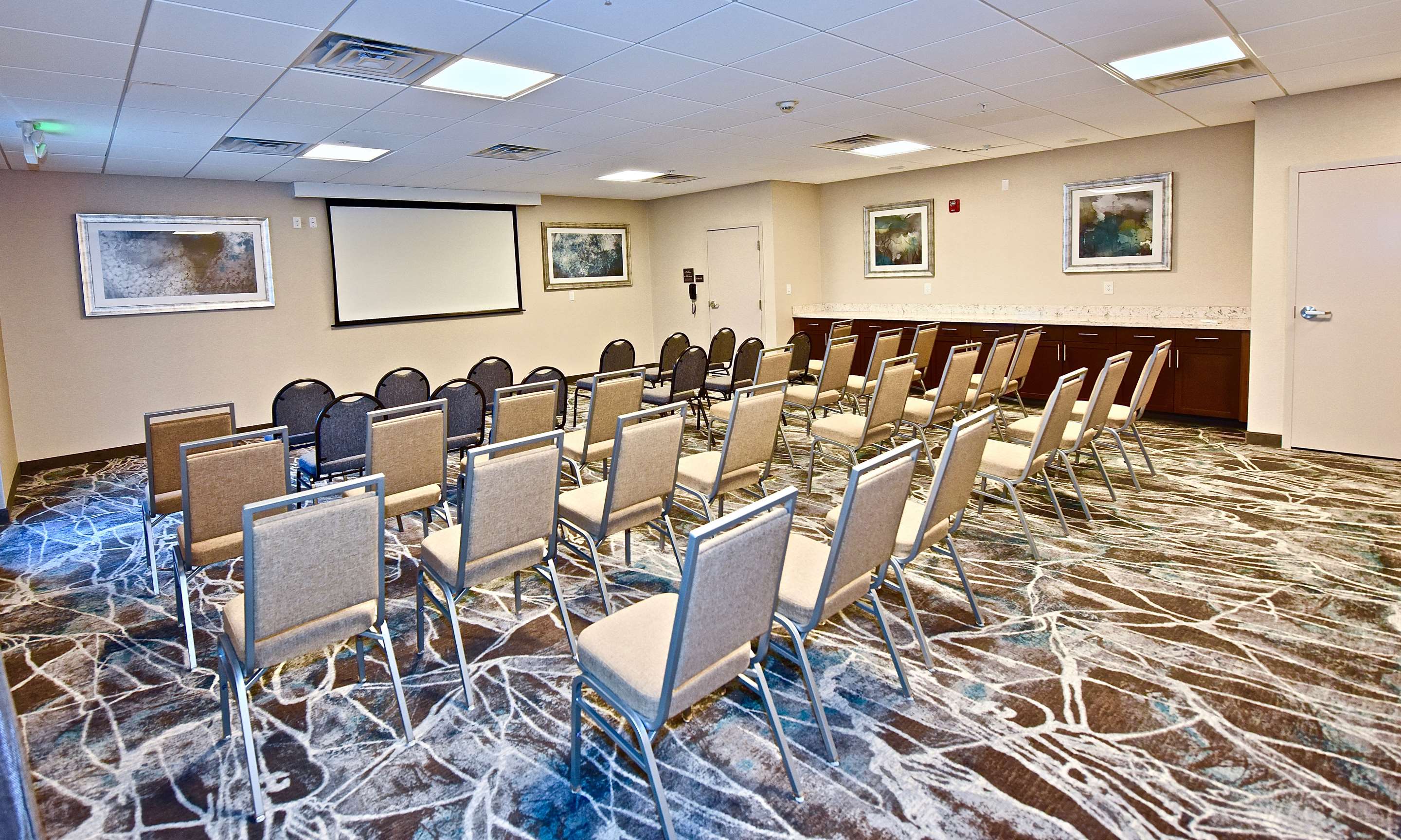 Lobby | Hampton Inn Kirksville