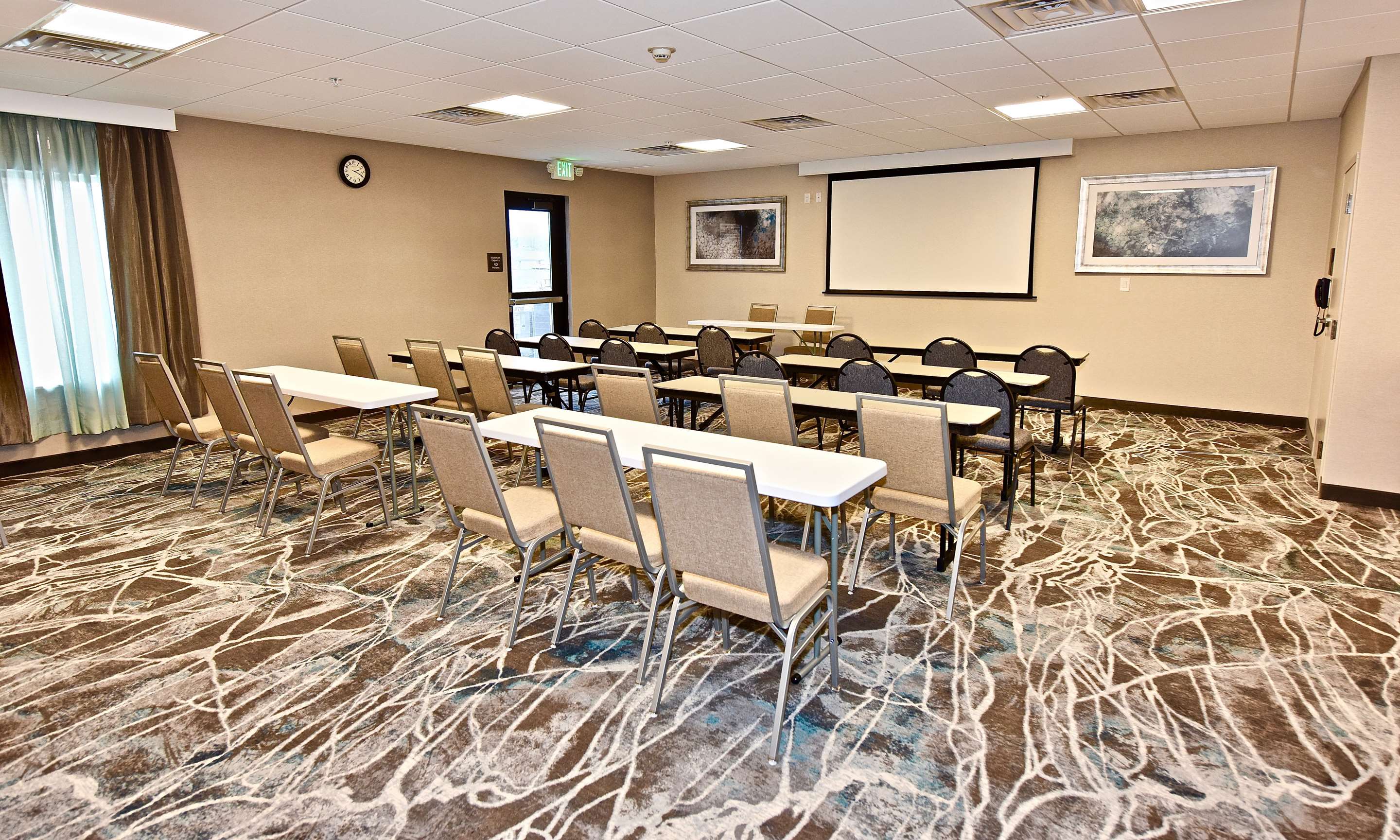 Lobby | Hampton Inn Kirksville