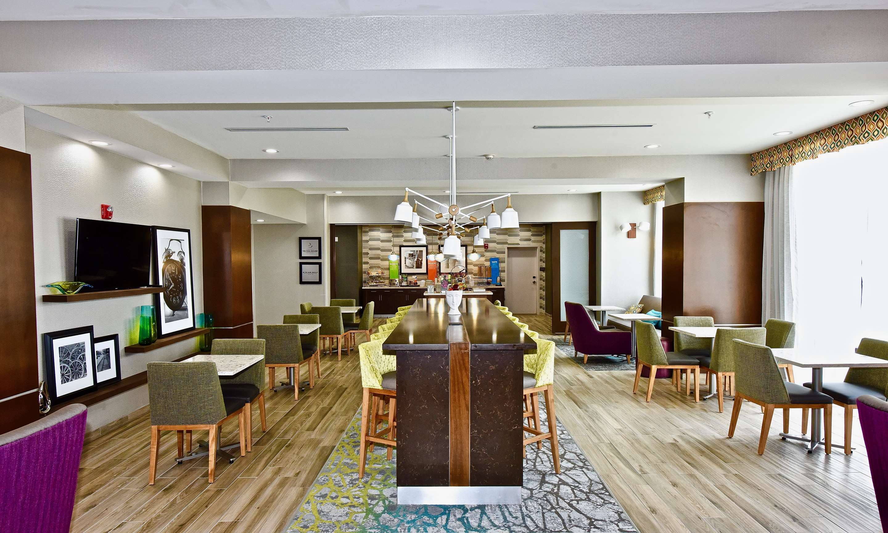Lobby | Hampton Inn Kirksville