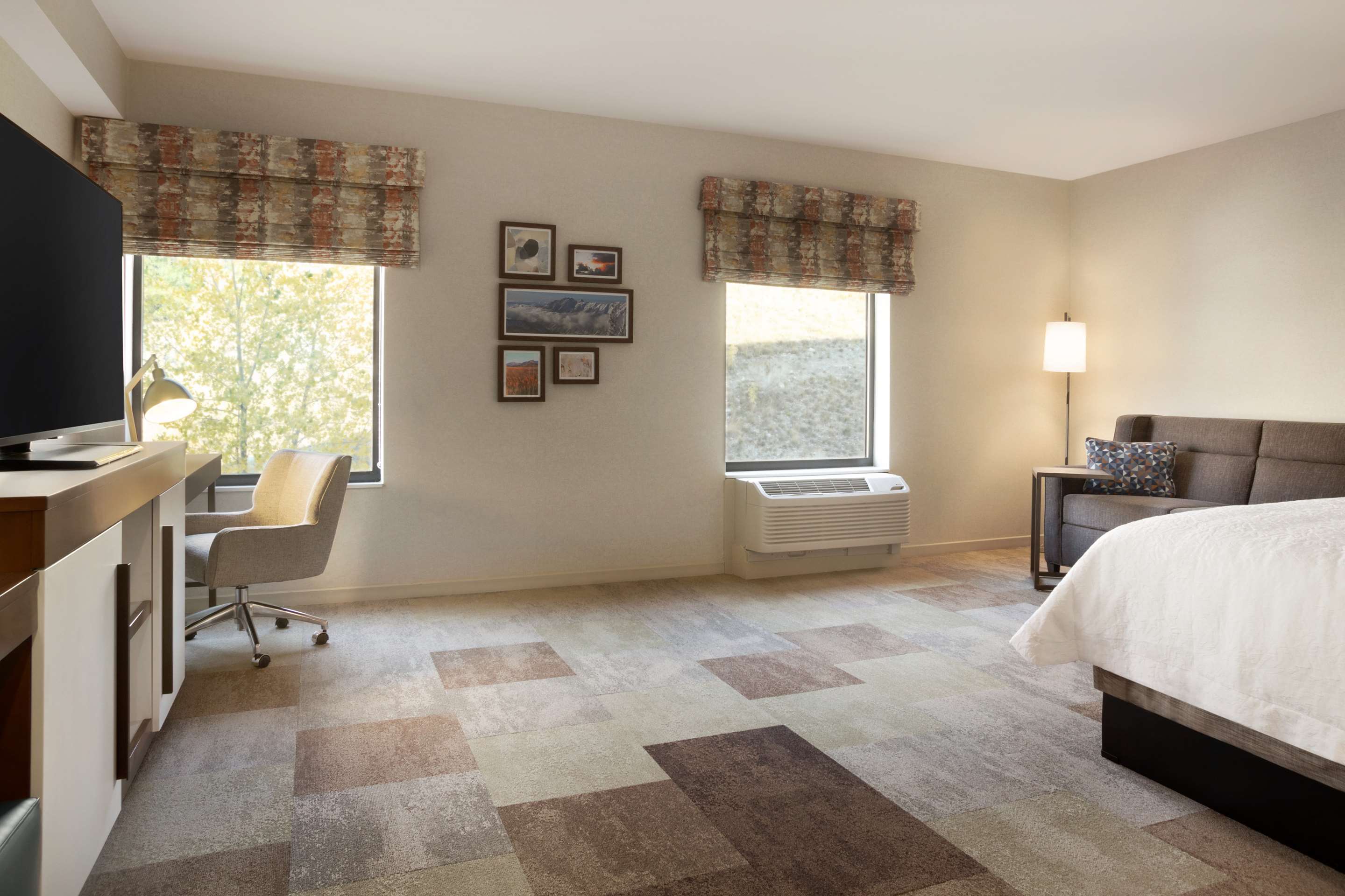 Guest room