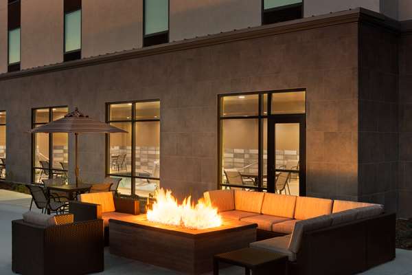 Exterior view - Hampton Inn & Suites Holladay