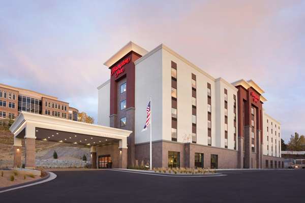 Exterior view - Hampton Inn & Suites Holladay