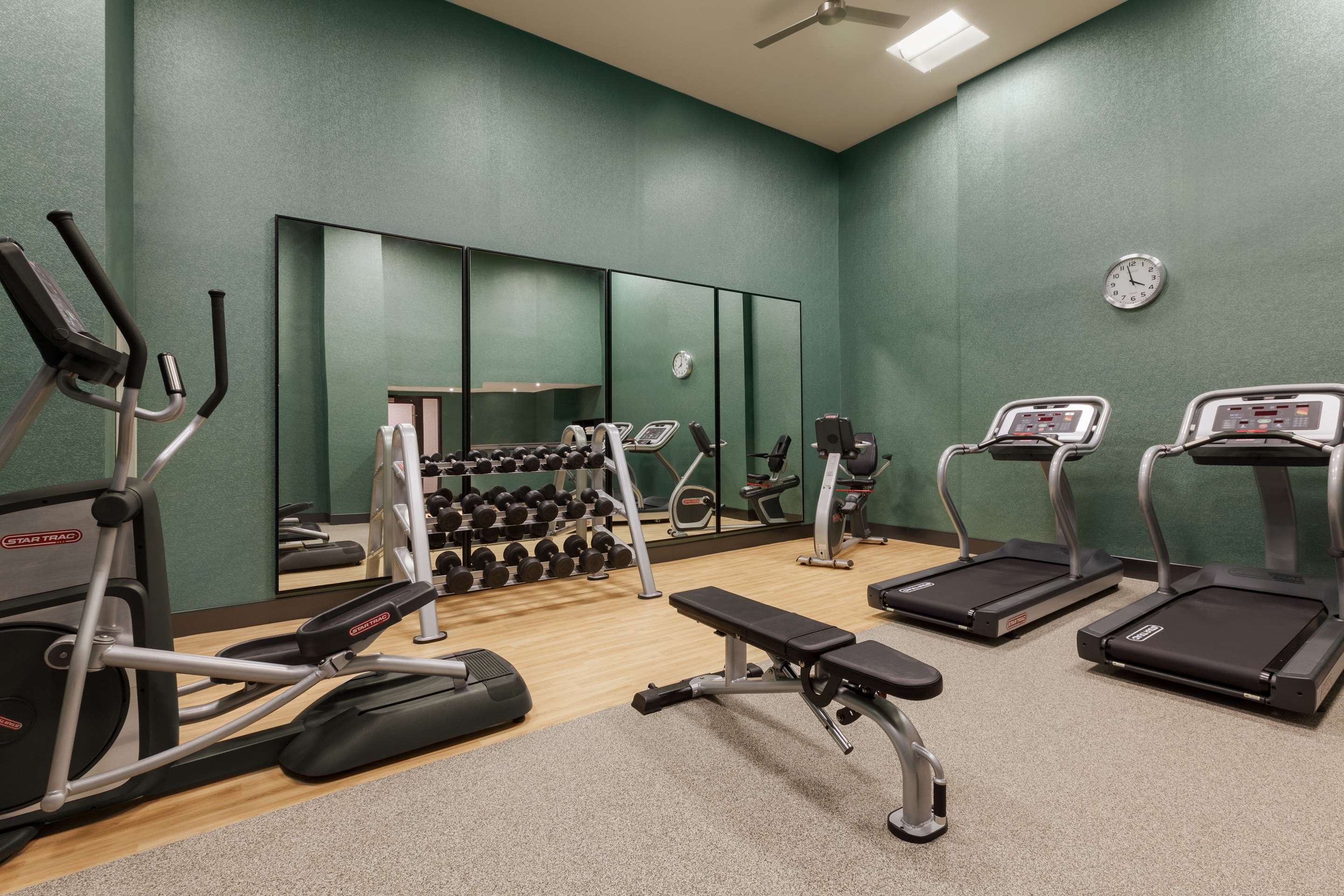 Health club fitness center gym | Hilton Garden Inn Boulder