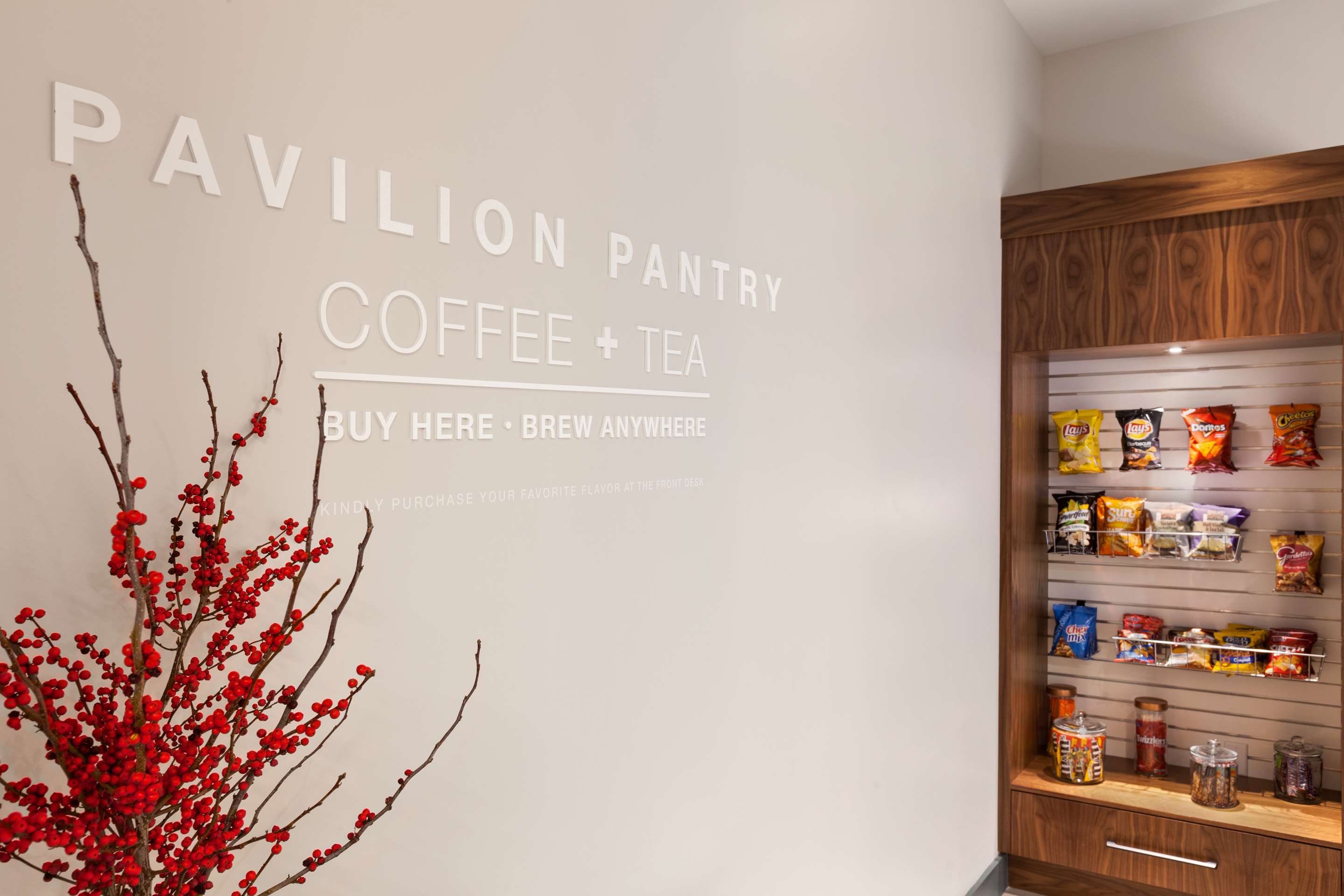 Restaurant | Hilton Garden Inn Boulder