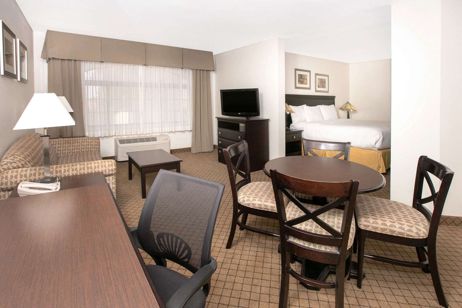 Baymont Inn Suites Roswell Nm See Discounts