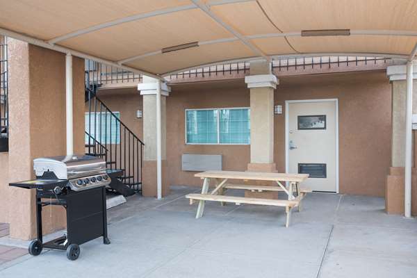  - Days Inn El Centro