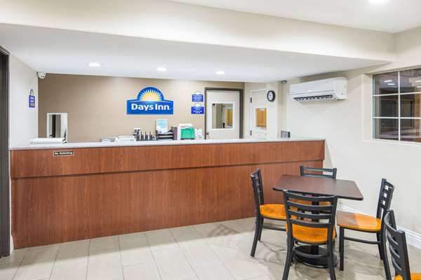  - Days Inn El Centro