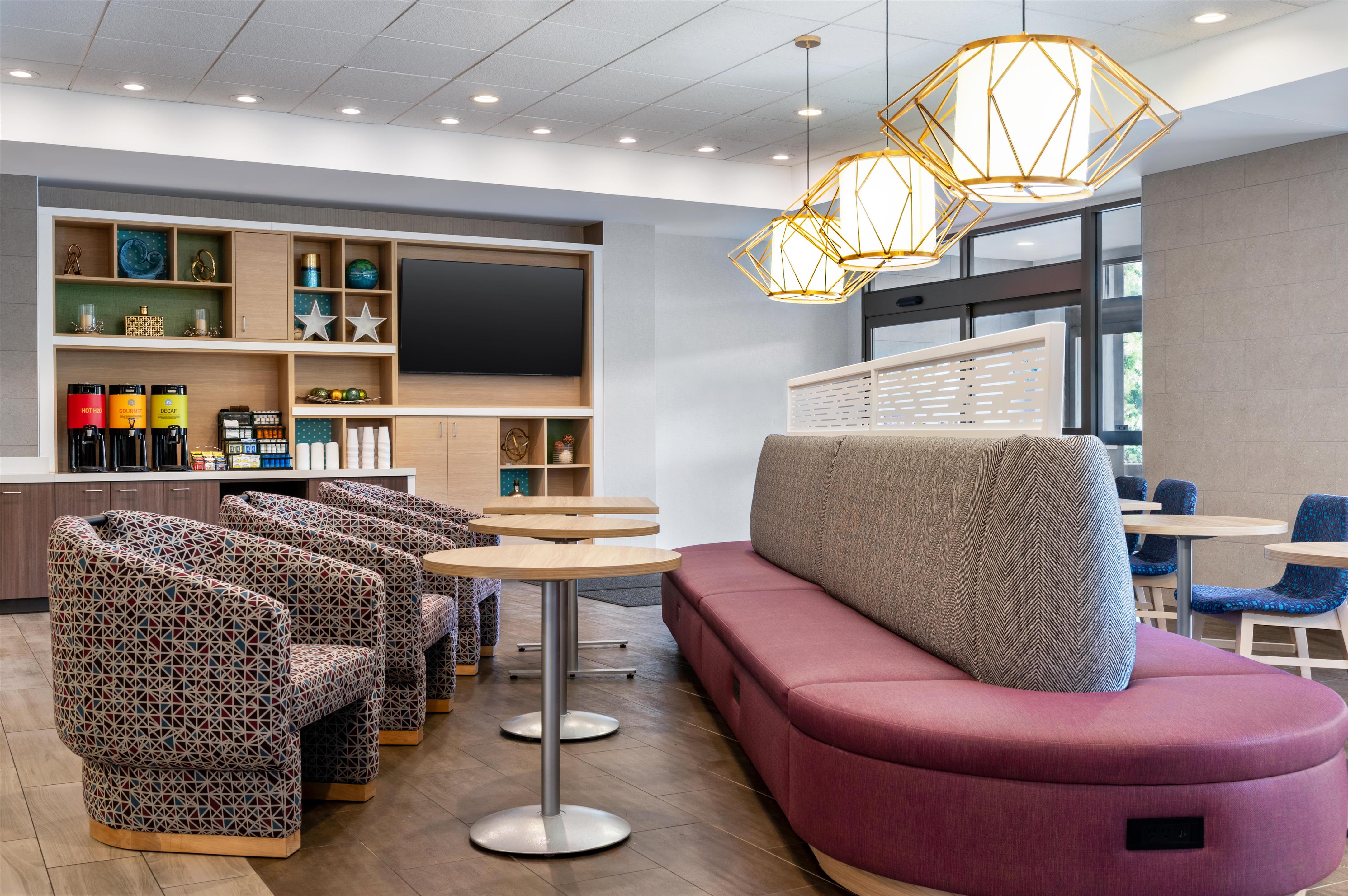 Lobby | Home2 Suites Florence/Cincinnati Airport South, KY