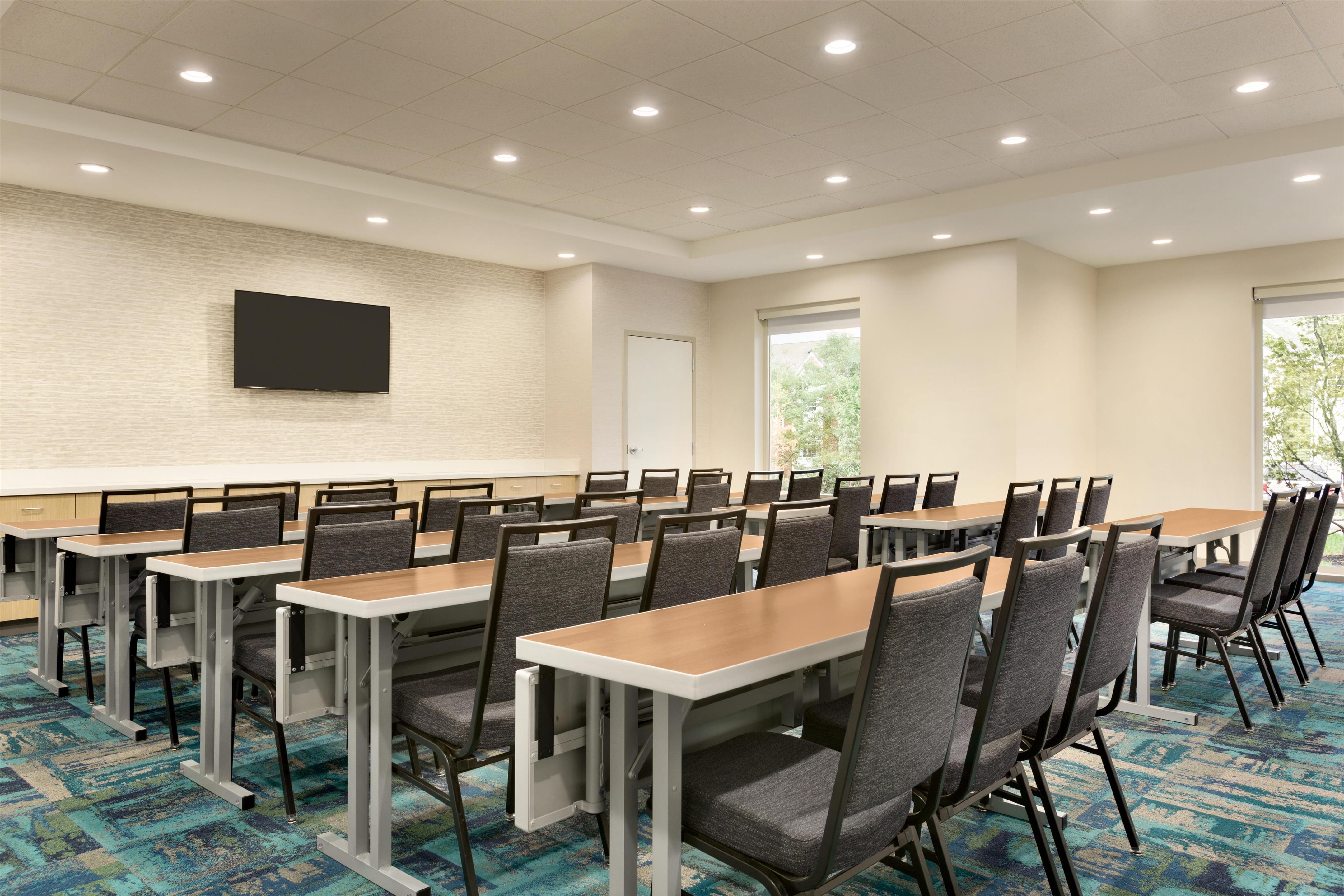 Meeting Room | Home2 Suites Florence/Cincinnati Airport South, KY