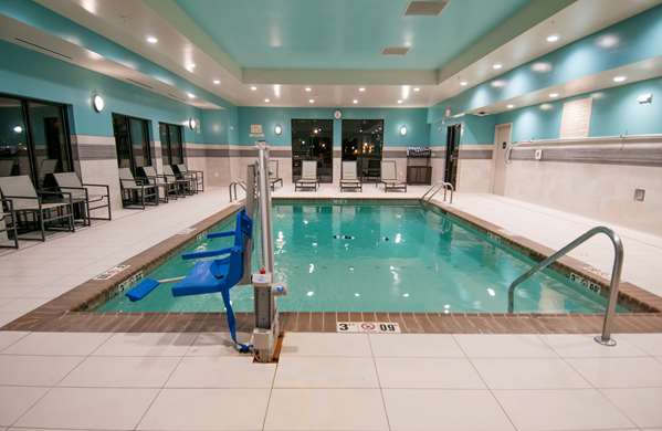 Pool - Hampton Inn & Suites Ridgeland - I-55, Exit 105B