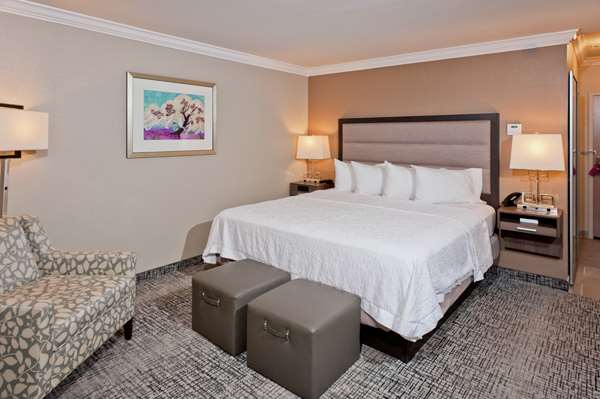  - Hampton Inn & Suites Ridgeland - I-55, Exit 105B