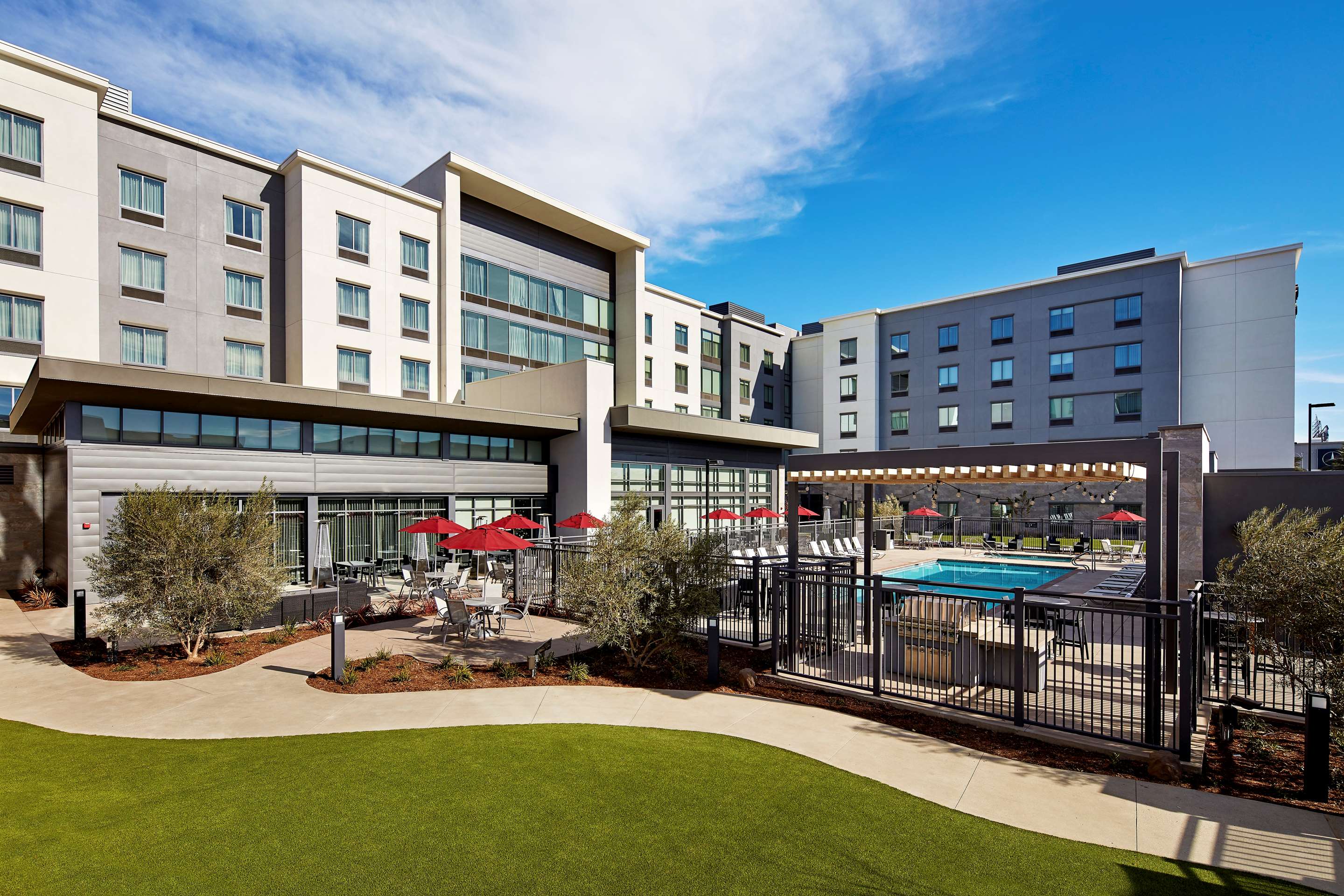 Exterior | Homewood Suites by Hilton Long Beach Airport