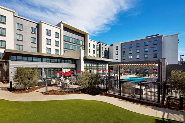 Exterior view - Homewood Suites by Hilton Airport Long Beach