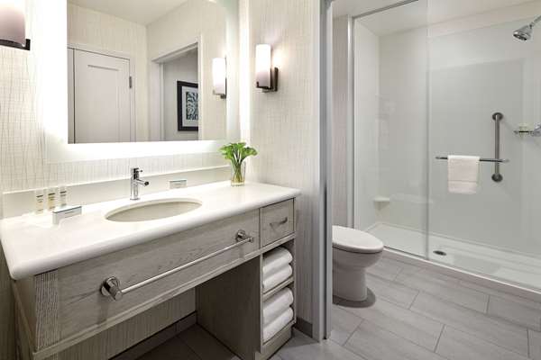  - Homewood Suites by Hilton Airport Long Beach