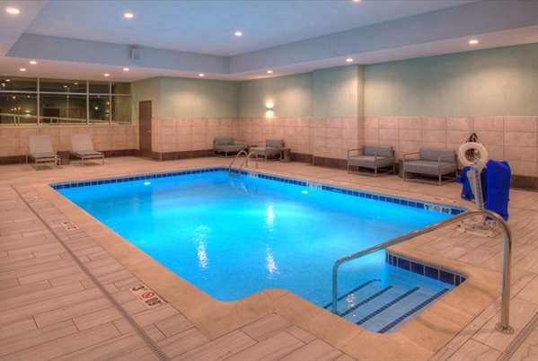Pool - Hilton Garden Inn Downtown Little Rock - I-30, Exits 140 & 140A