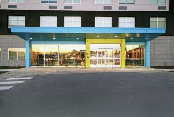Exterior view - Tru by Hilton Hotel Airport South Portland