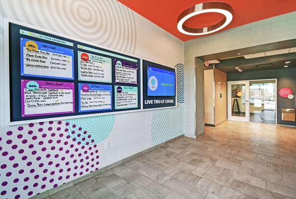  - Tru by Hilton Hotel Airport South Portland