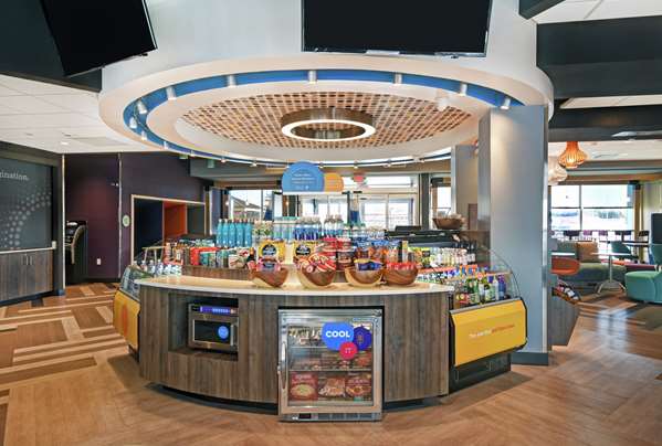 Restaurant - Tru by Hilton Hotel Airport South Portland