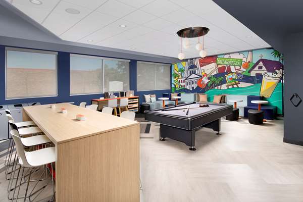  - Tru by Hilton Hotel Tallahassee