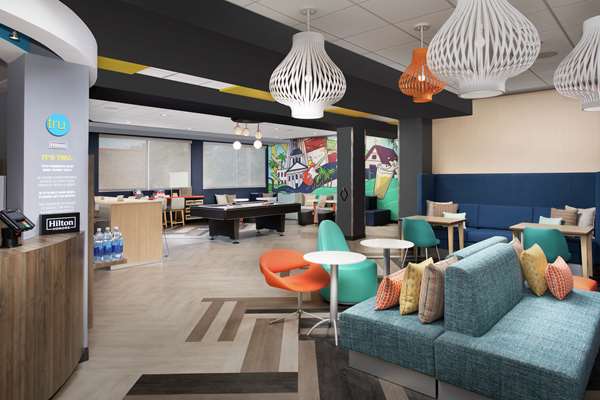  - Tru by Hilton Hotel Tallahassee