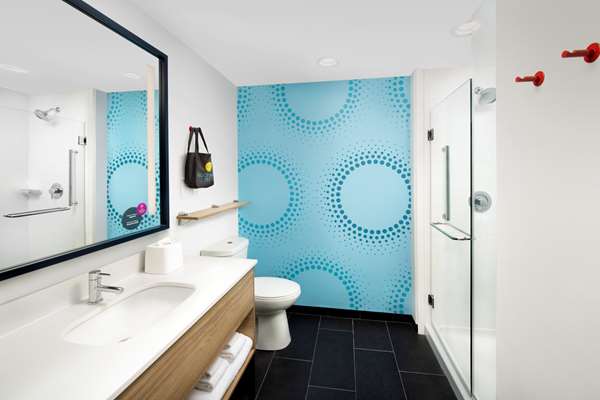  - Tru by Hilton Hotel Tallahassee