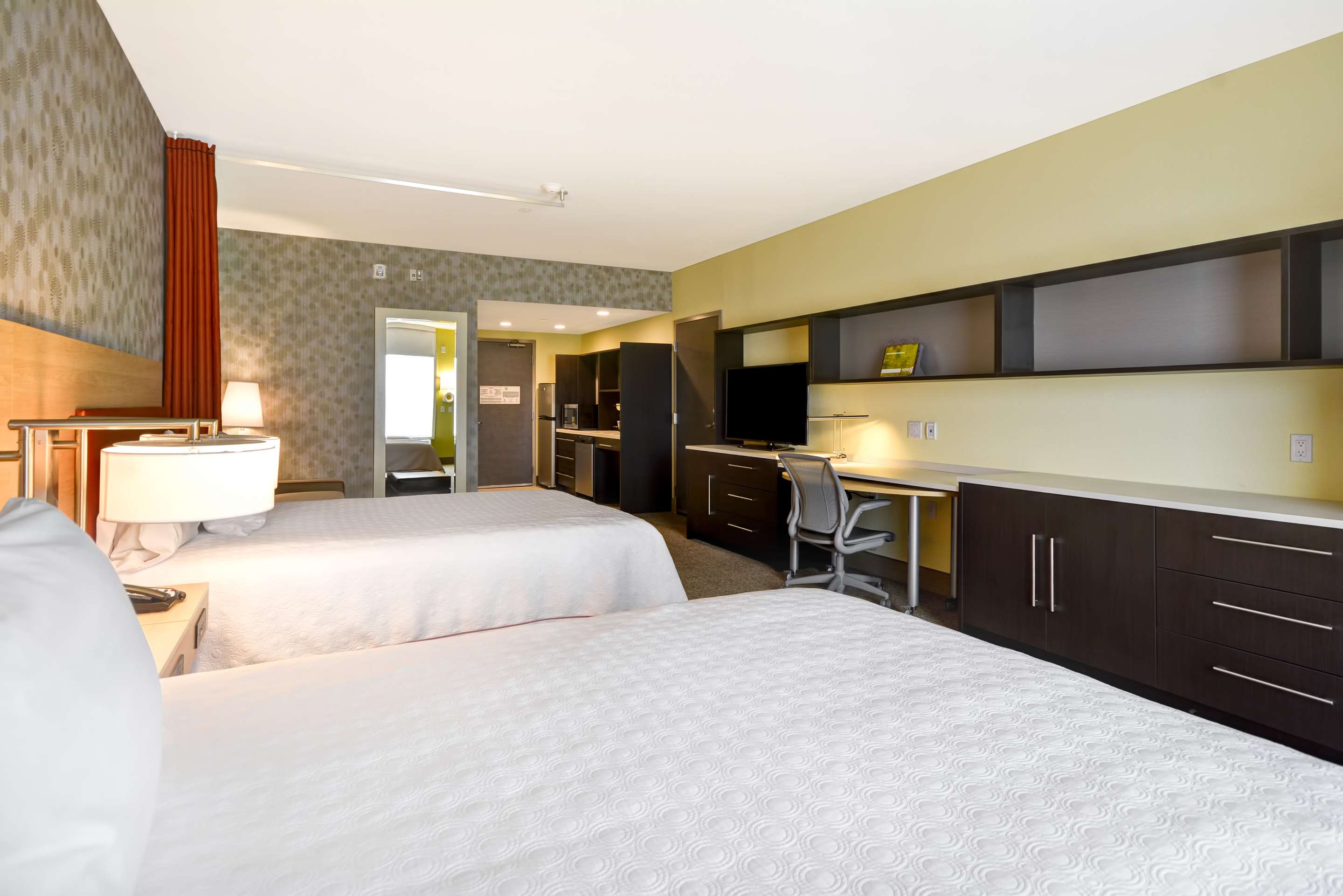 Guest room
