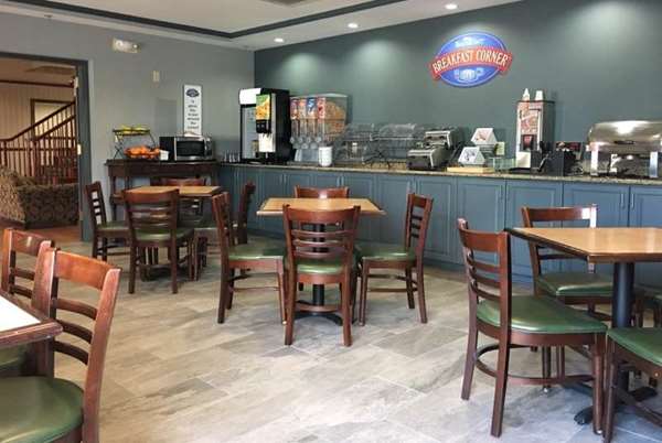  - Baymont Inn & Suites Clinton - I-75, Exit 122