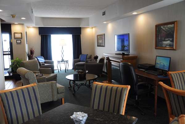  - Baymont Inn & Suites West Plains