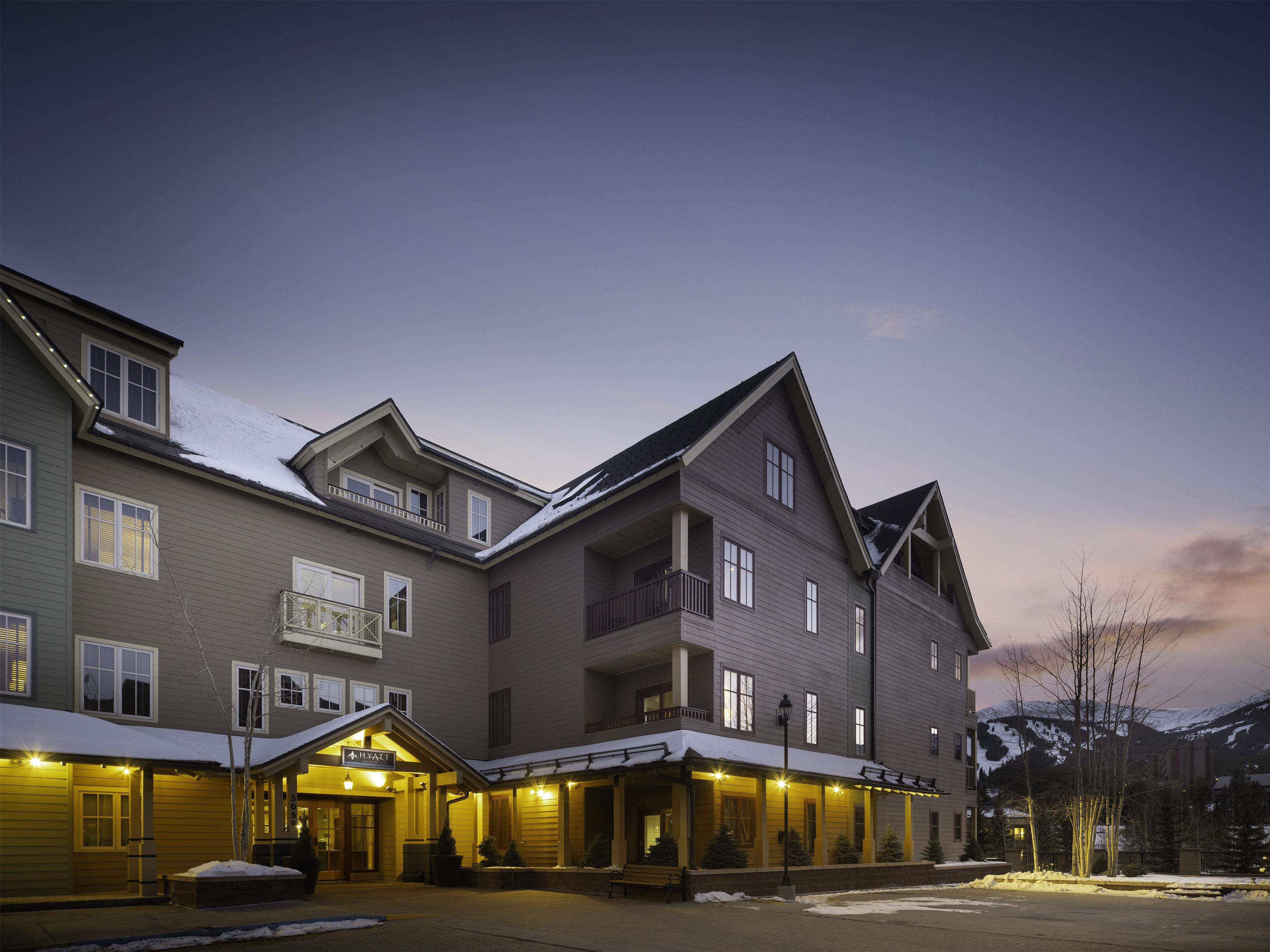 Exterior | Main Street Station