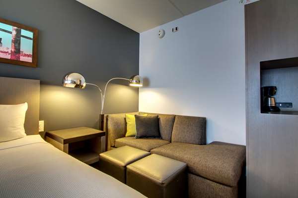  - Hyatt House Hotel Evanston