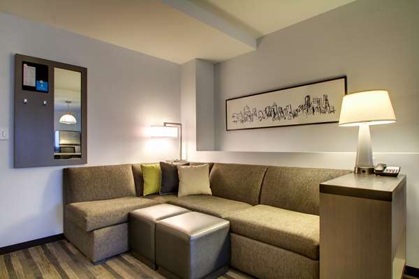 Suite - Hyatt House Hotel Evanston