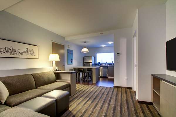 Suite - Hyatt House Hotel Evanston