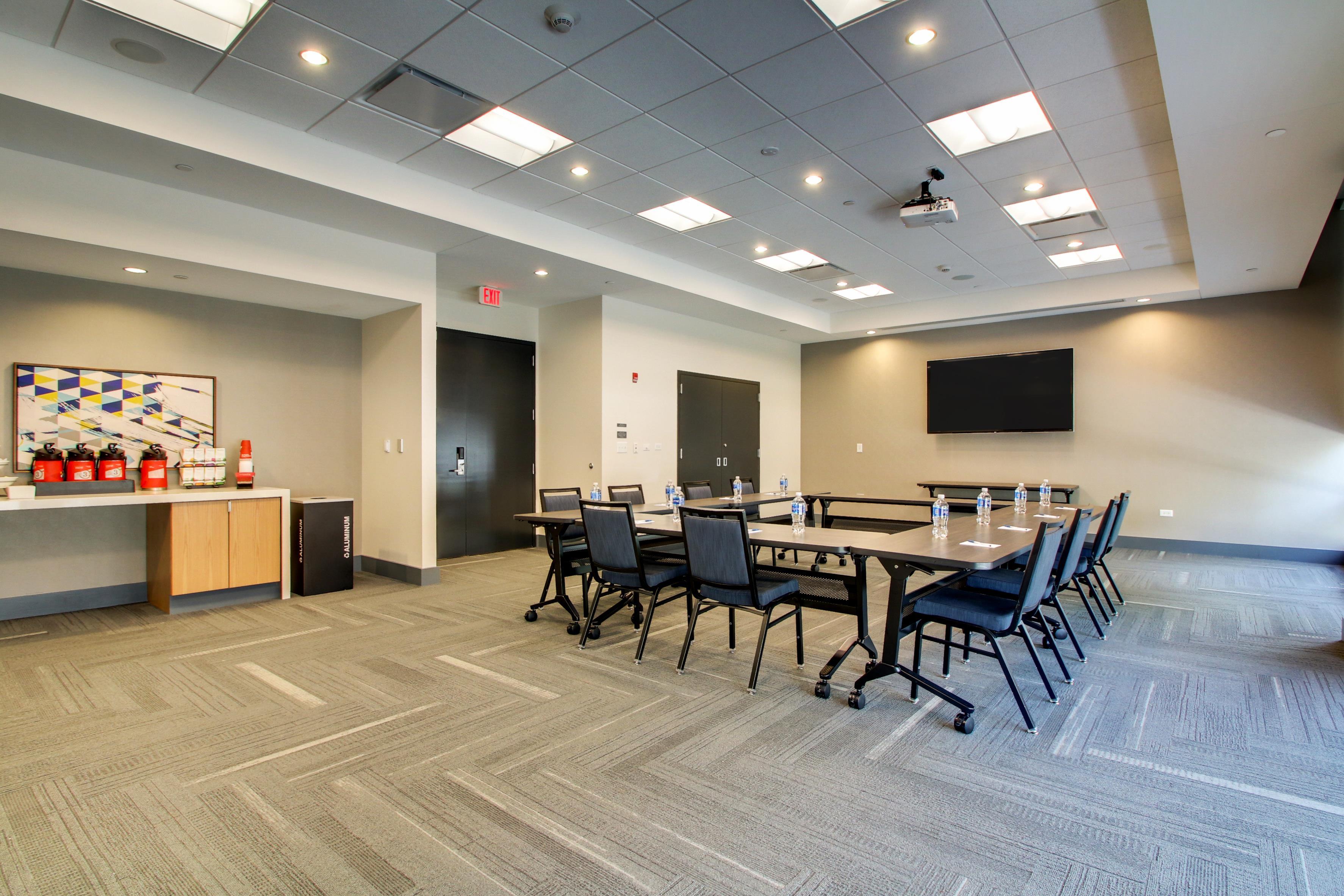 Meeting Room | Hyatt House Chicago/Evanston