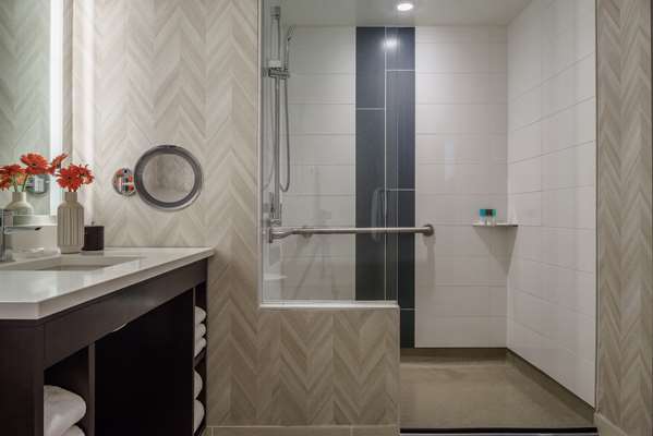  - Hyatt Regency Hotel Conference Center Aurora - I-225, Exits 10 & 10A