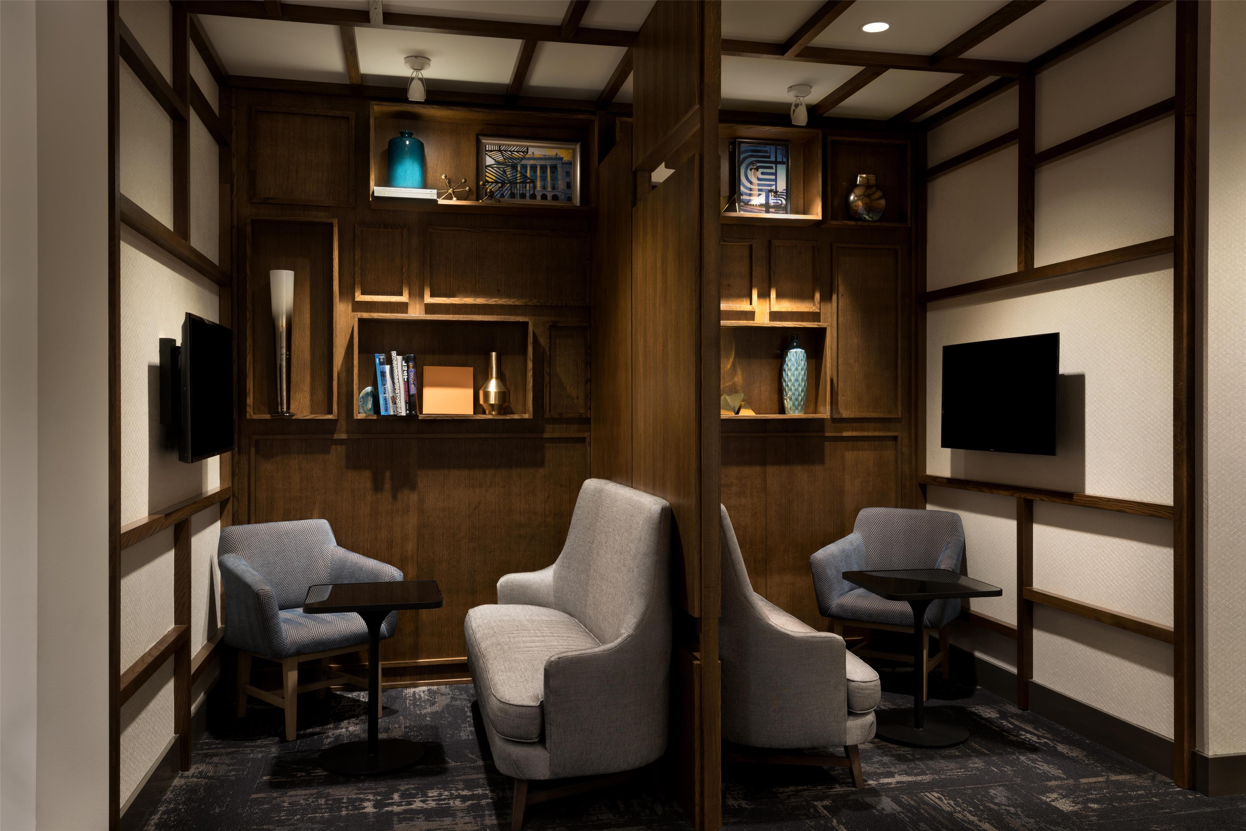 Bar Lounge | Hyatt Place Biloxi