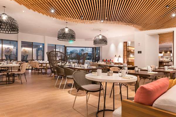  - Hyatt Centric Waikiki Beach Hotel Honolulu