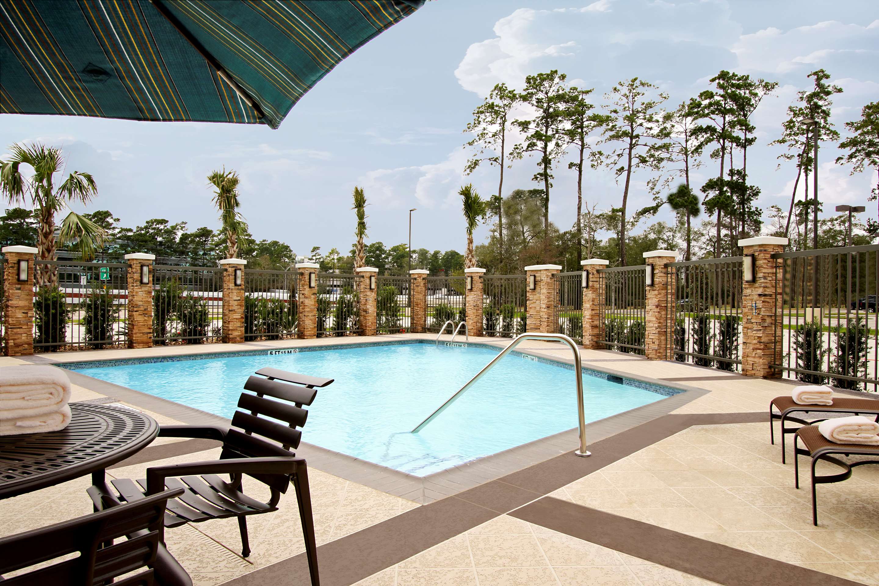 Pool | Hyatt Place Houston NW Vintage Park