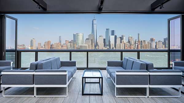 Bar - Hyatt House Hotel Jersey City