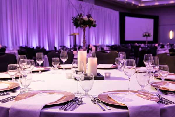  - Hyatt Place Hotel City Center Lenexa - I-435, Exit 3