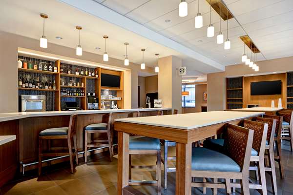 Bar - Hyatt Place Hotel Normal