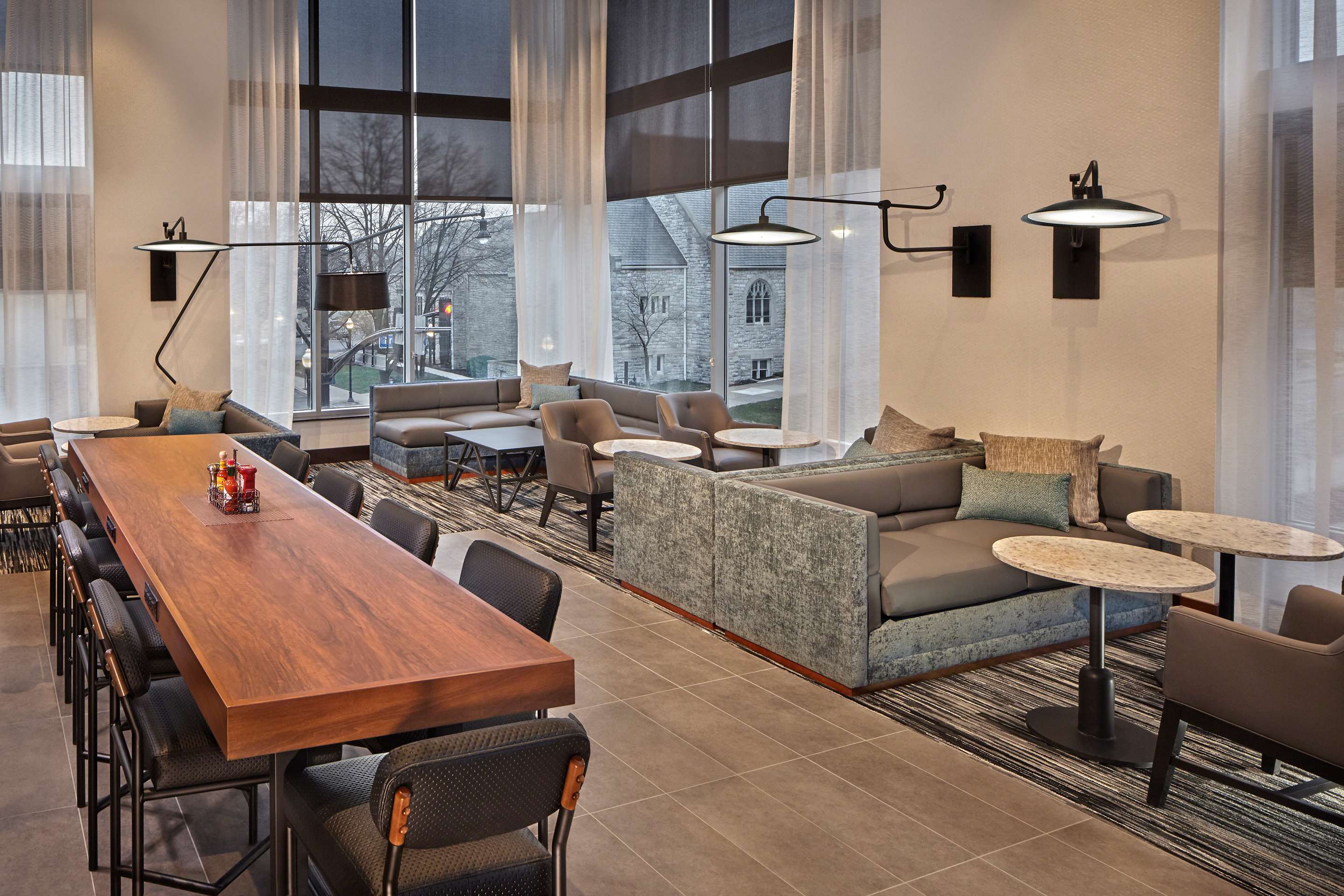 Bar Lounge | Hyatt Place State College