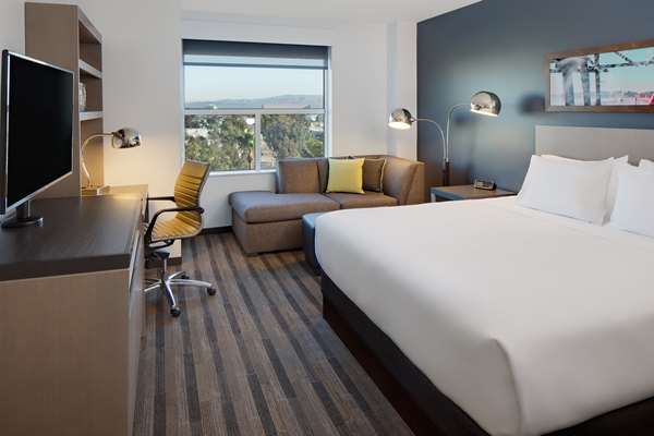 Suite - Hyatt House Hotel John Wayne Airport Irvine - I-405, Exit 8