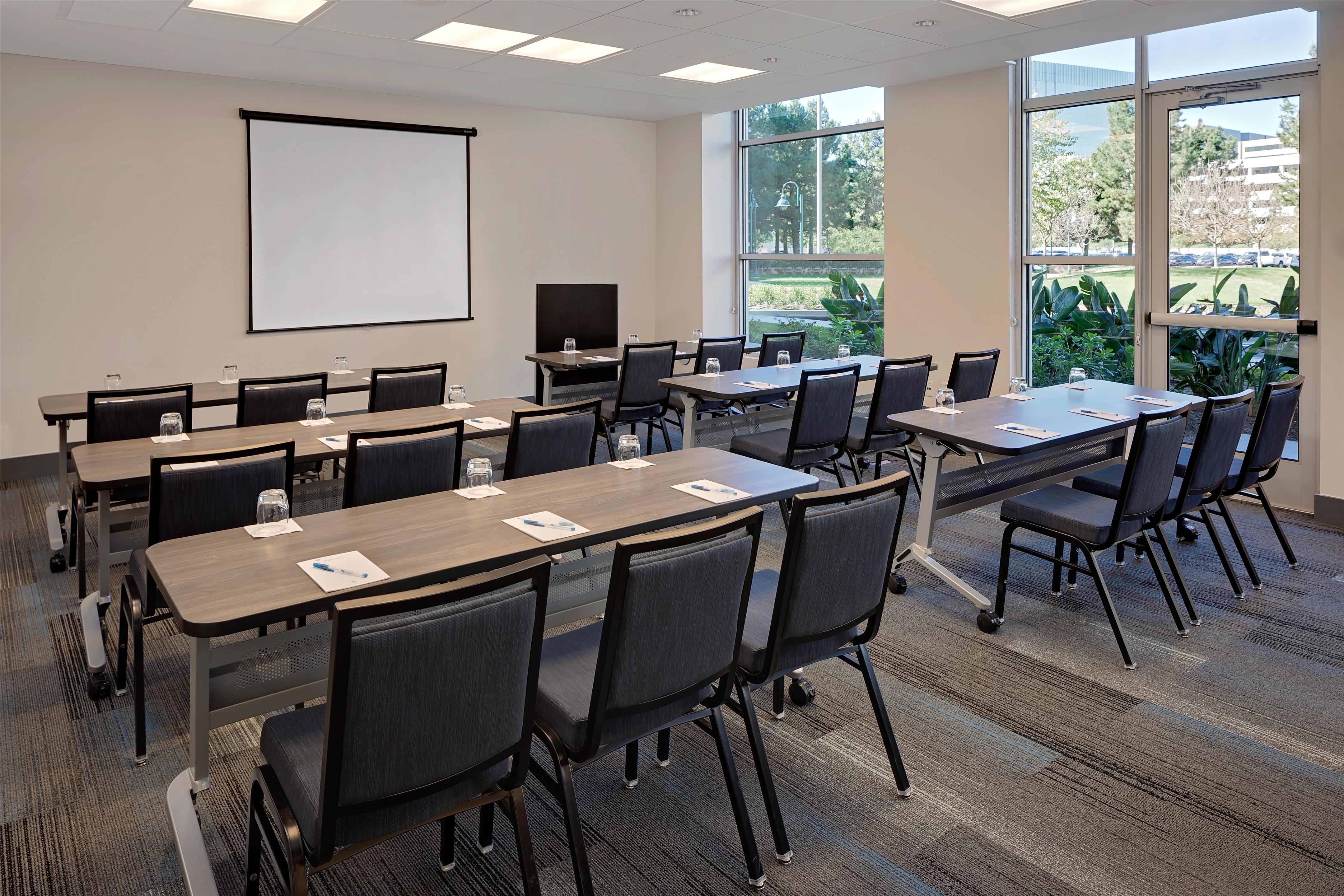 Meeting Room | Hyatt House Irvine/John Wayne Airport