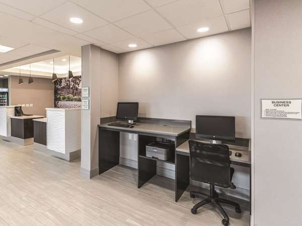 Conference Area - La Quinta Inn & Suites Walla Walla