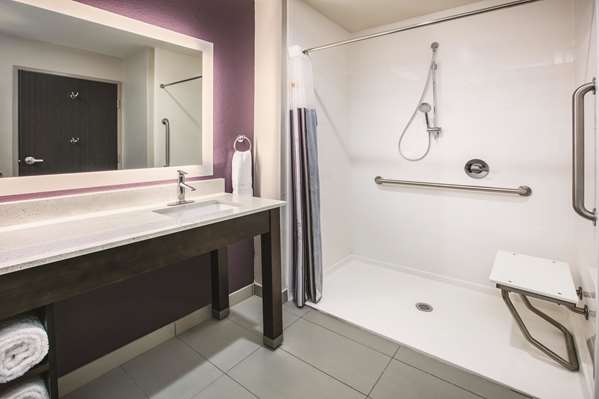  - La Quinta Inn & Suites Coit Road Dallas