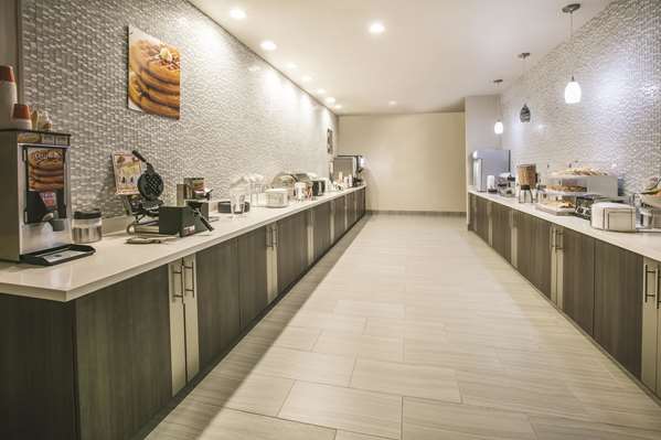  - La Quinta Inn & Suites Coit Road Dallas