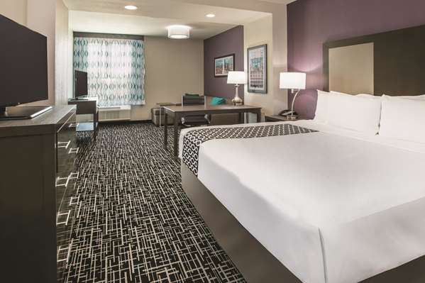  - La Quinta Inn & Suites Coit Road Dallas